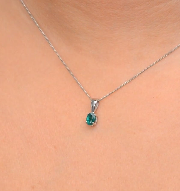 Emerald 5 x 4mm 18K White Gold Pendant Necklace